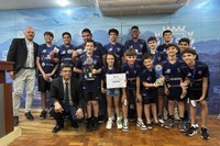 Câmara homenageia projeto social campeão estadual de basquete categoria Sub-12