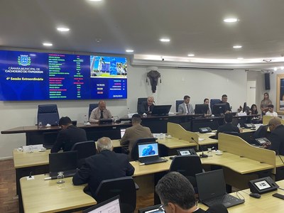 Em sessão extraordinária, Câmara aprova bônus de final de ano para estagiários da prefeitura